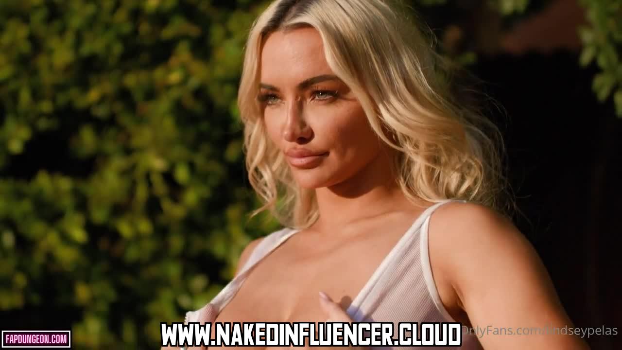 Lindsey Pelas Actress Huge Breasts Bisexual American Blonde