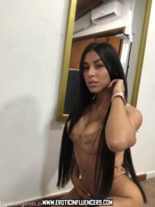 Dahyn1 Bimbo Big Ass Bisexual Latin Colombian Athletic Body